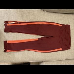 Lululemon coral cropped leggings